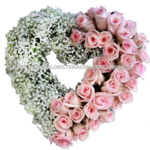 Corona de Rosas y Gipsófilas