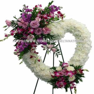 Corona de Corazón con Rosas, Lisianthus, Gladiolos sobre Claveles