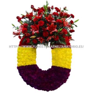 Corona con Claveles, Lilium y Rosas
