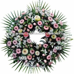 Corona con Lilium, Brássicas, Rosas, Gerberas y Margaritas