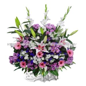 Centro con Lilium, Gerberas, Margaritas, Rosas, Alstroemerias y Gladiolos