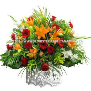 Centro con Lilium, Gerberas, Rosas, Gladiolos y Solidago