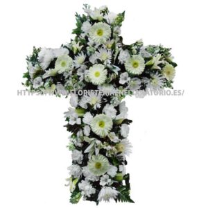 Cruz con flores blancas variadas